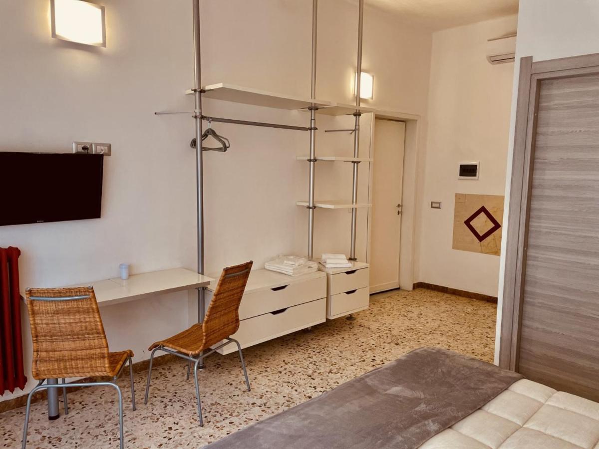 Il Giardino Di Iole Via Giovanni Amendola N36 Bed and Breakfast Sassari Eksteriør billede